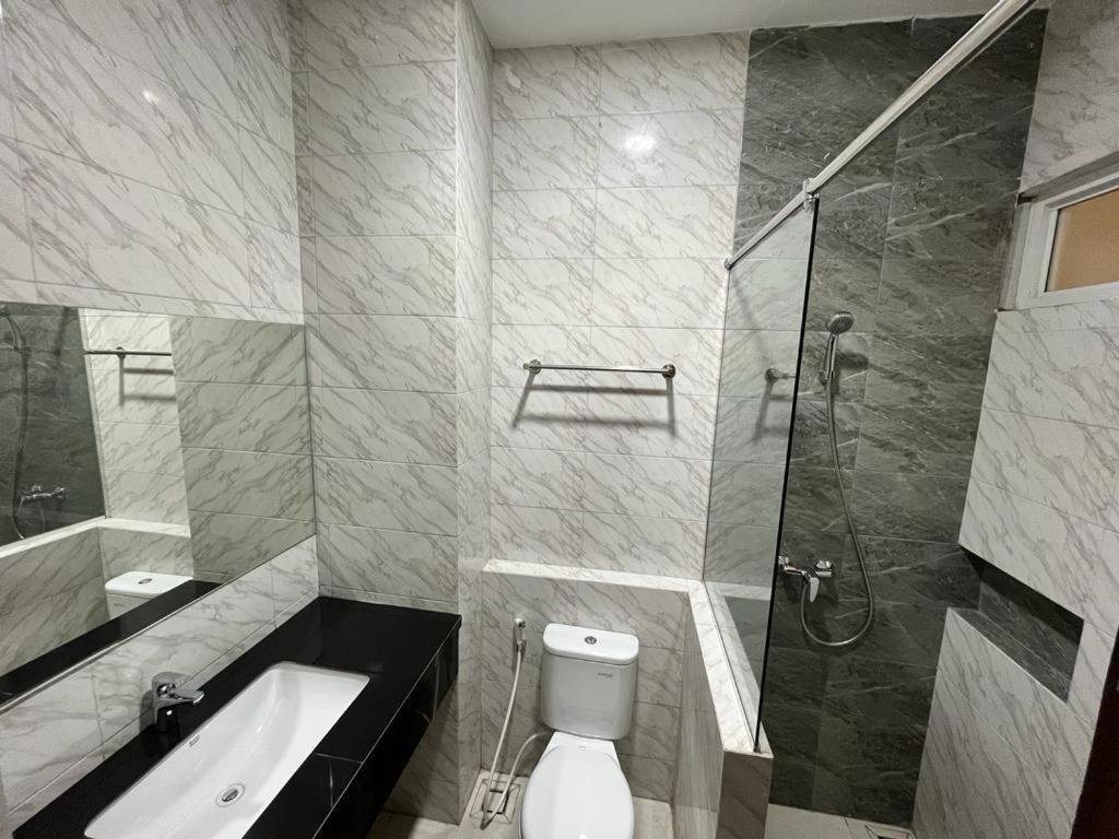 T Hotel Kualanamu Lubukpakam Εξωτερικό φωτογραφία